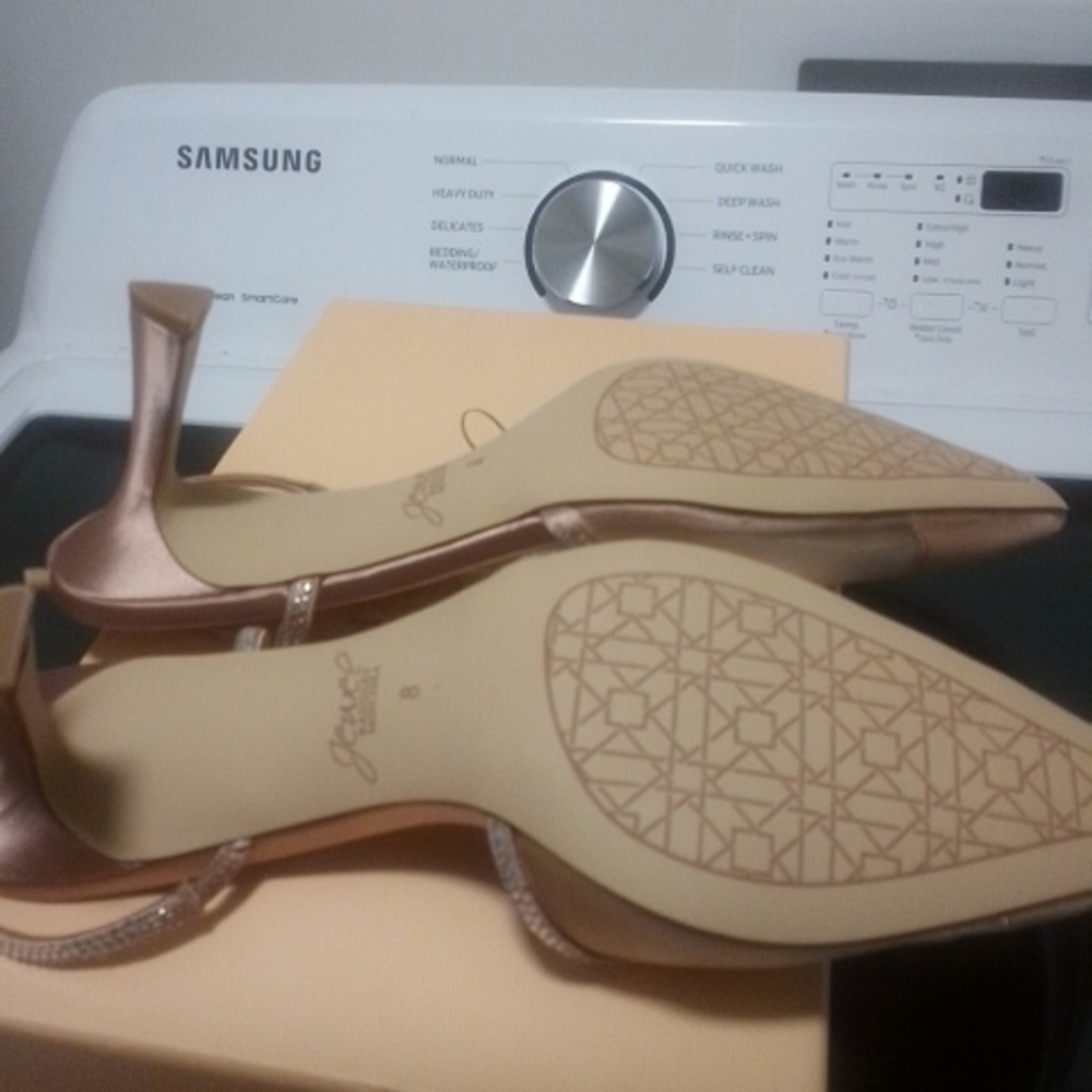 NWT NIB Jewel Badgley Mischka Tammy Blush/ Mesh Heels - Picture 6 of 7